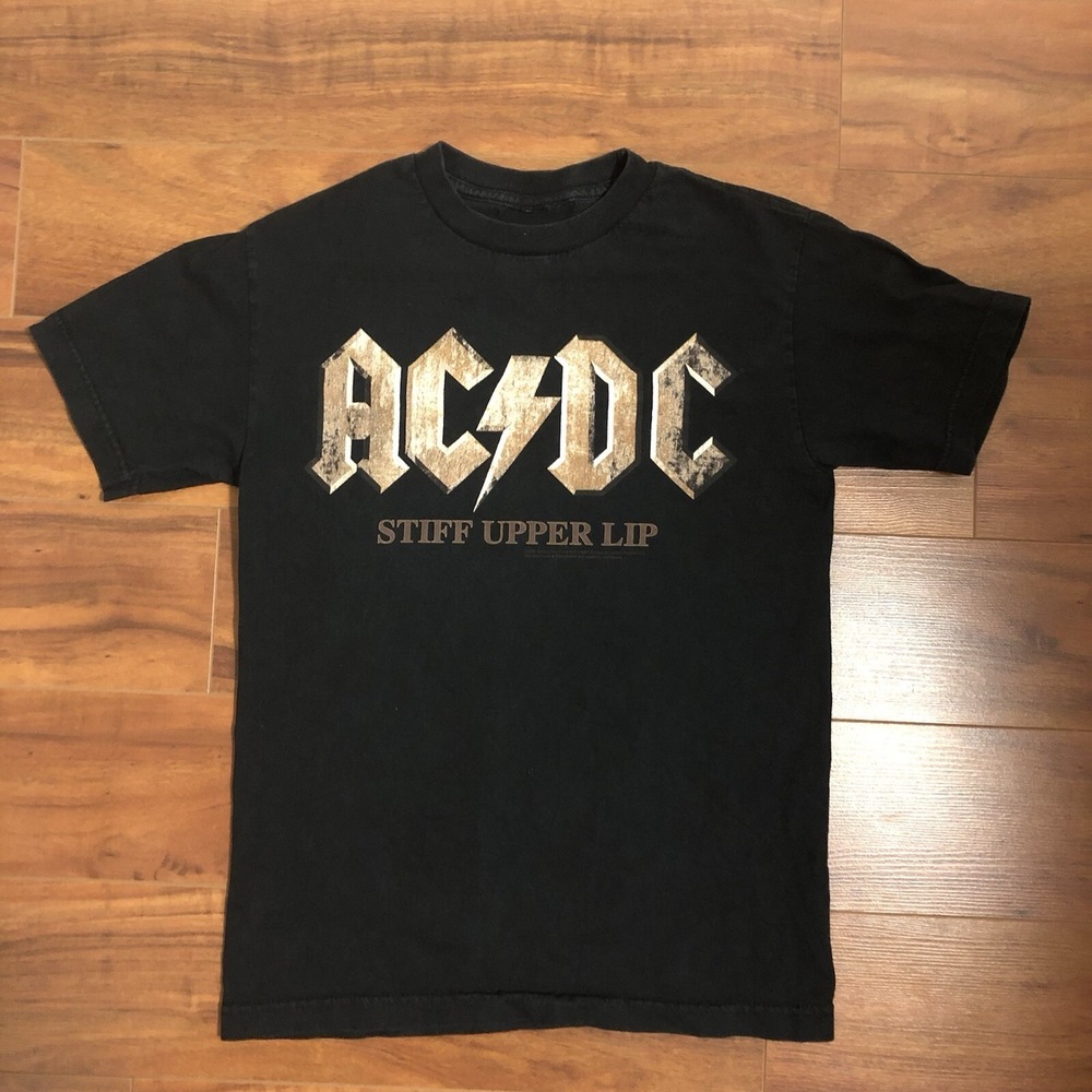 AC/DC Stiff Upper Lip 2004‎ Tour Shirt- Size Small- Vintage